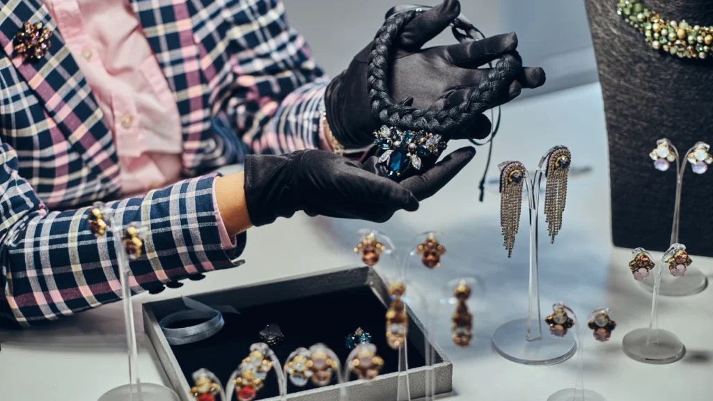 How To Style Outfits For New Year Parties On A Budget 